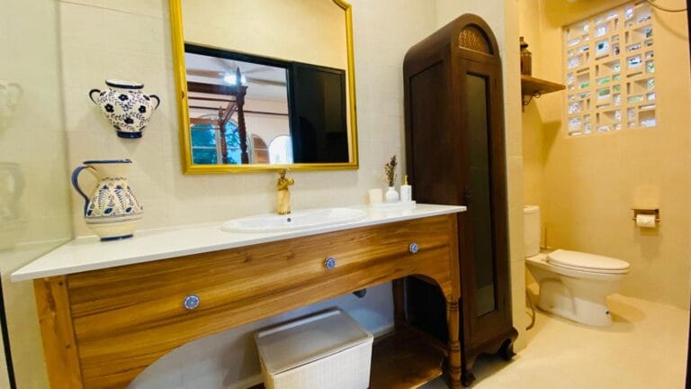 What makes The Bungas Villa in Jimbaran unique?